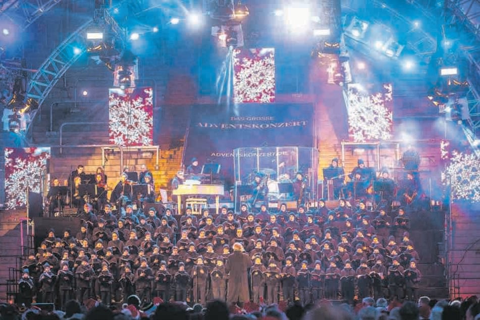 Rund 25.000 Besucher freuen sich jährlich über das Adventskonzert im Dynamo-Stadion.