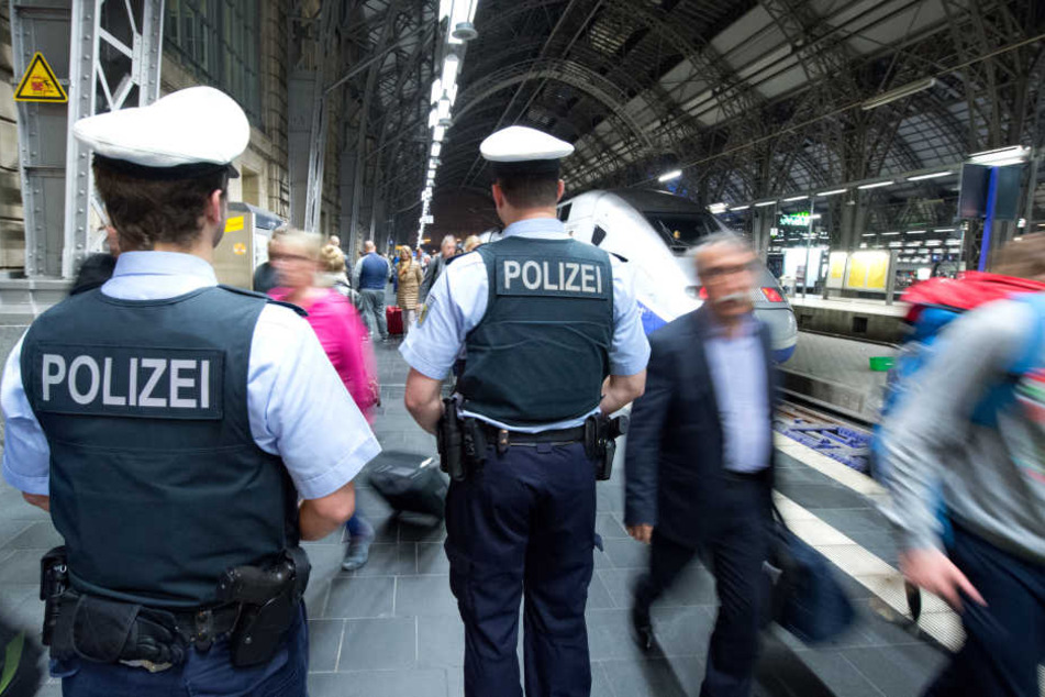 Worum es beim Streit im Frankfurter Hauptbahnhof ging, ist bislang nicht klar. (Symbolbild)