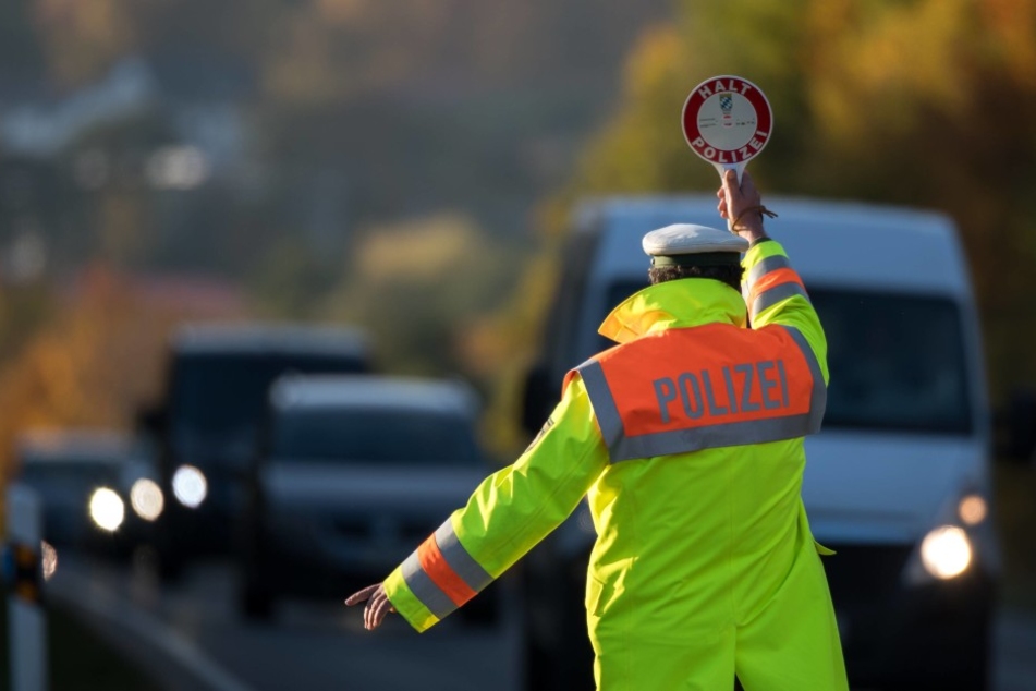 Die Polizei in Bayern erhielt einen merkwürdigen Hilferuf per Post.