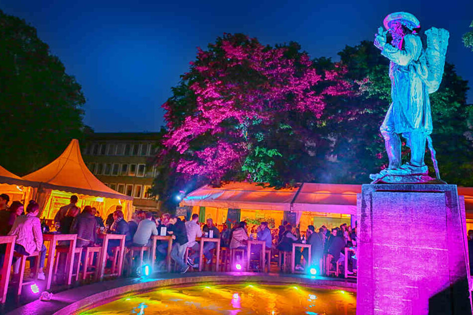 Der Altstädter Kirchpark samt Leineweber-Denkmal ist einer von zehn stimmungsvollen Veranstaltungsorten.