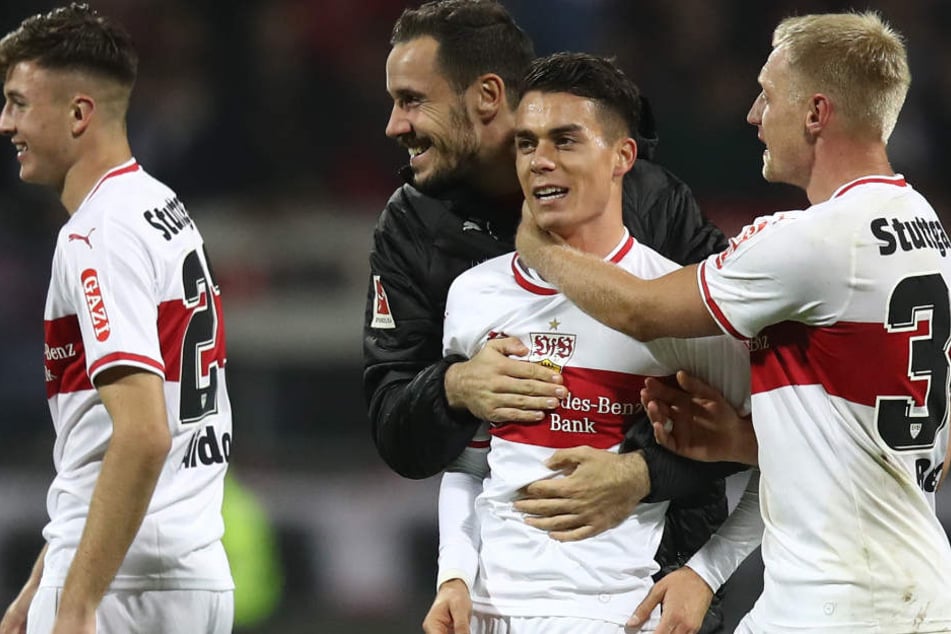 Endlich lacht man beim VfB Stuttgart wieder: Erleichterung pur nach 2:0-Erfolg gegen Nürnberg.