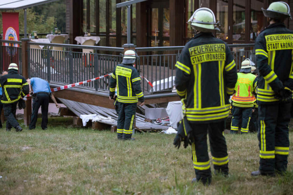 2015 stürzte die Terrasse des Restaurants im Opelzoo ein.