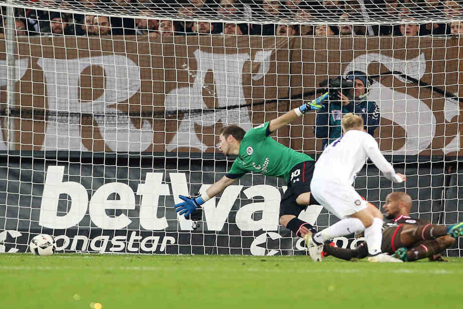 Gegen St. Pauli wiederholte Pascal Köpke das Hacken-Kunststück. Er traf zum 1:1.