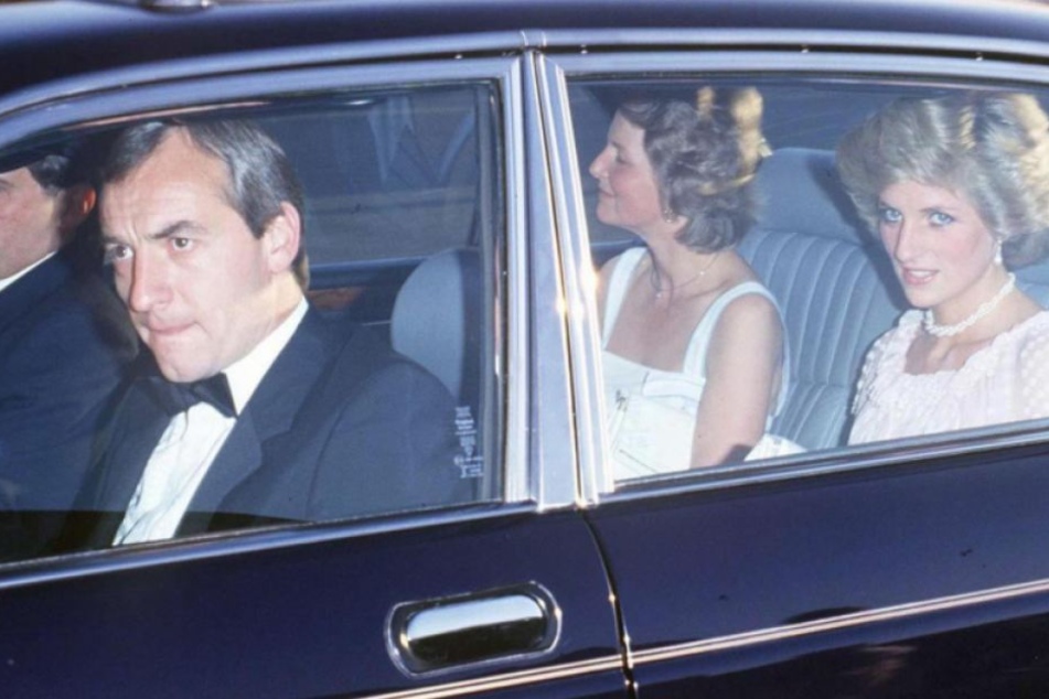 Barry Mannakee im Wagen mit Diana. Er starb 1987 bei einem tragischen Motorrad-Unfall.