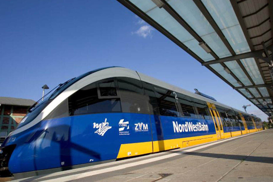 Die NordWestBahn hat mit Ausfällen auf zwei Strecken zu kämpfen.
