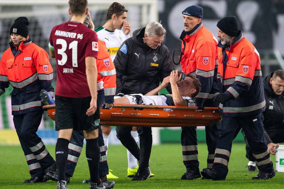 Diagnose: Kiefer- und Augenhöhlenbruch. Damit ist die Hinrunde für den Nationalspieler gelaufen.