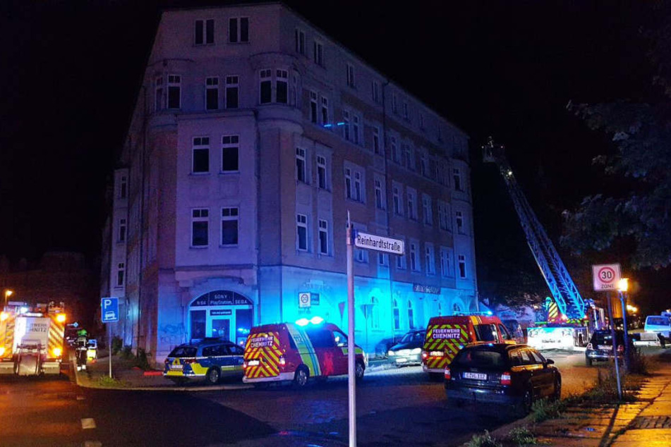 Unbekannte zündeten in dem leer stehenden Haus auf dem Sonnenberg Müll an.