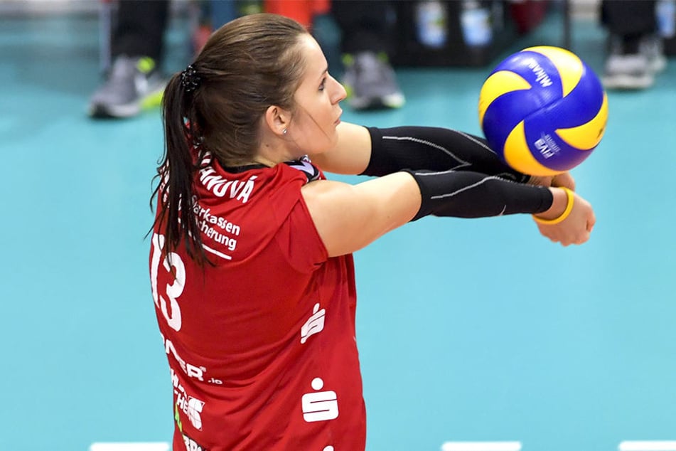 Eva Hodanova bei der Annahme. Ohne Piia Korhonen fehlte dem DSC die Durchschlagskraft.