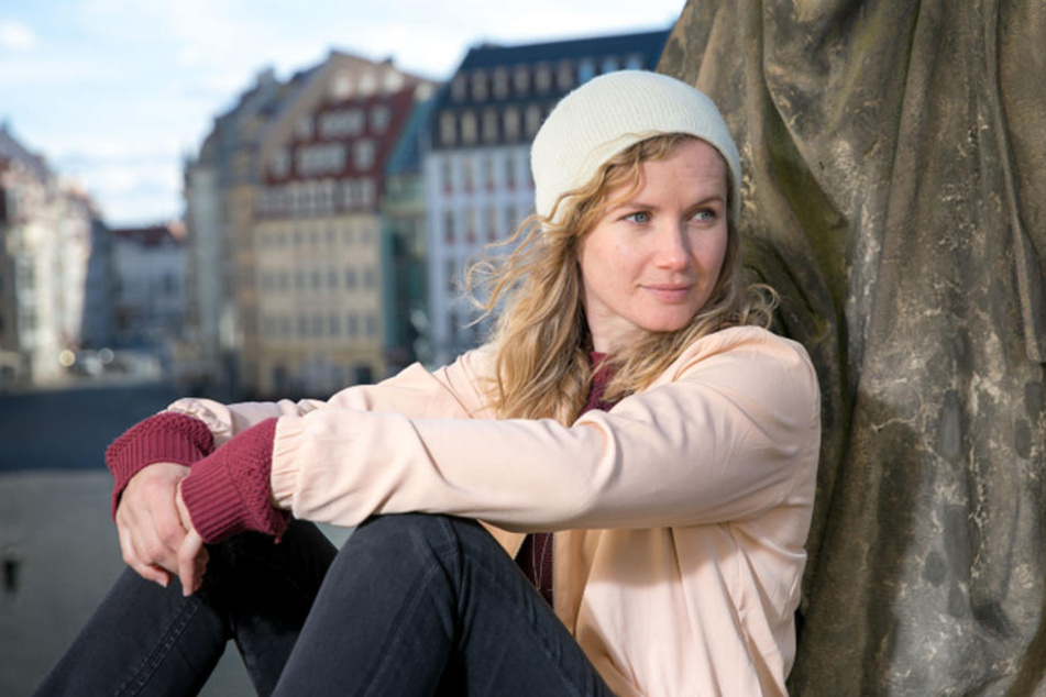 Die Dresdner Schauspielerin Cornelia Gröschel (30) dreht erstmals in ihrer Heimat, und wird hier auch als Sängerin debütieren.