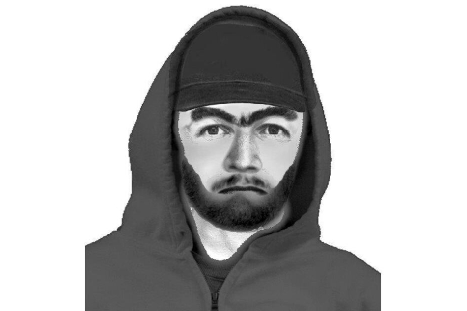 Dieser Mann soll dem 56-Jährigen am 11. Januar aufgelauert und ihn ausgeraubt haben.