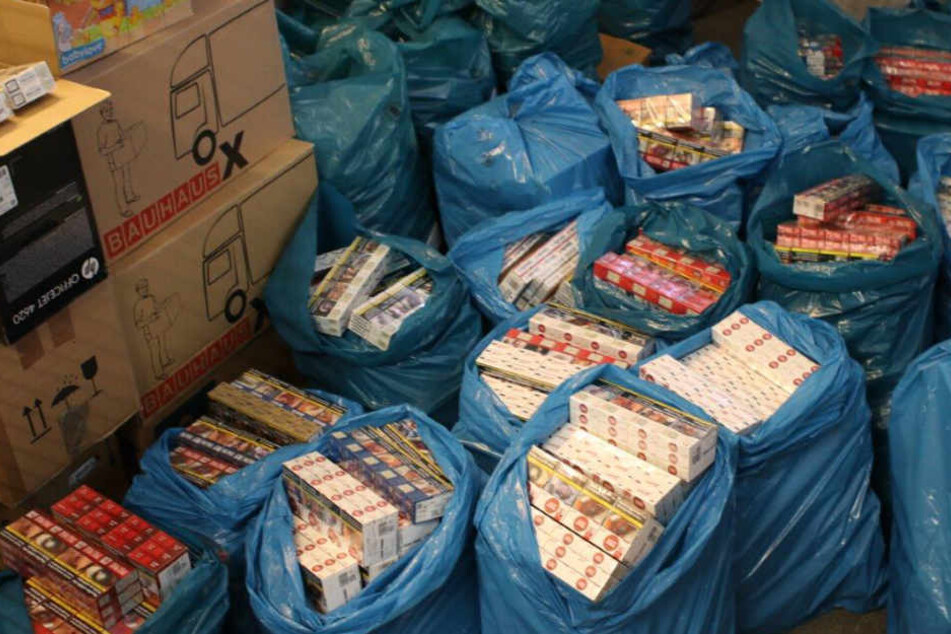 Die Kriminalpolizei Rüsselsheim stieß auf Zigaretten im Wert von mehr als 100.000 Euro.