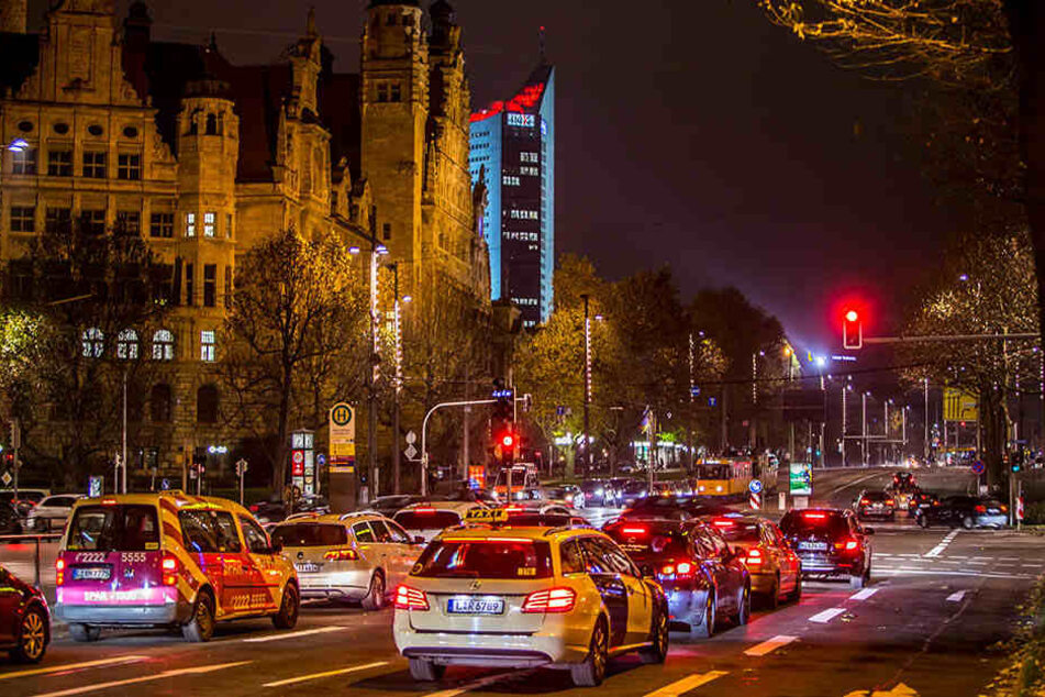 Das Leipziger Rathaus muss angesichts des Bevölkerungswachstums auf den
steigenden Verkehr reagieren.
