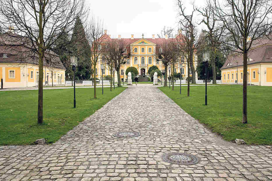 Das Barockschloss Rammenau erstrahlt bis 2020 im alten Glanz.