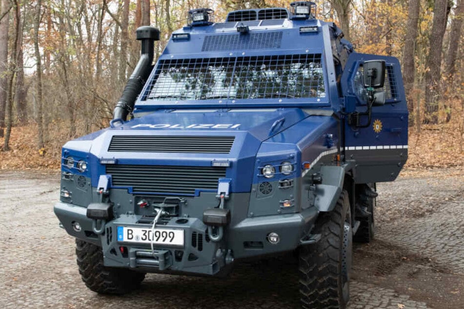 Die Berliner Polizei präsentierte am Mittwoch ihr neues Spezialfahrzeug.
