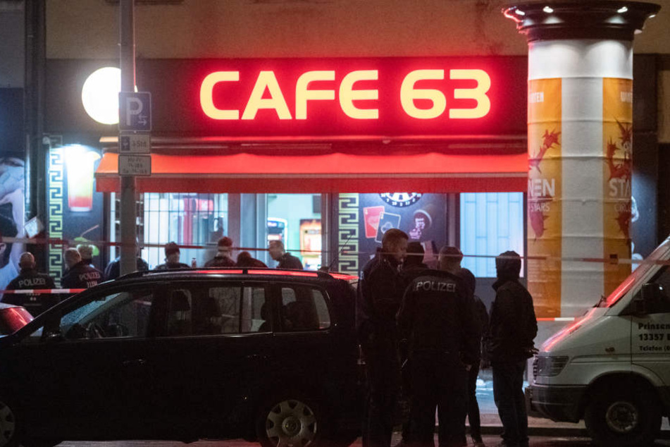 Grund für die Schießerei soll eine Auseinandersetzung nach einer illegalen Pokerrunde gewesen sein.