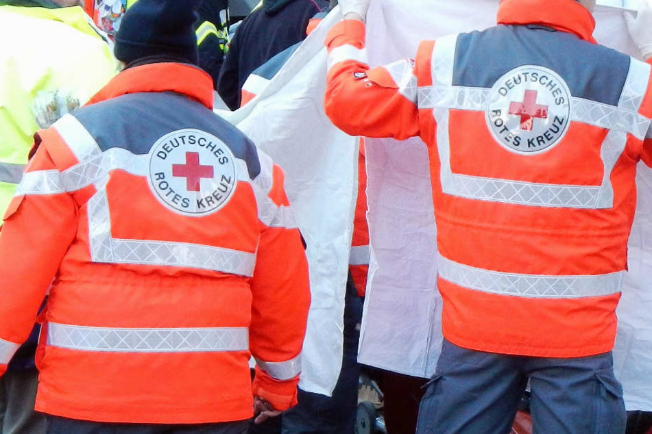 Die Sanitäter konnten der Frau nicht mehr helfen (Symbolbild).