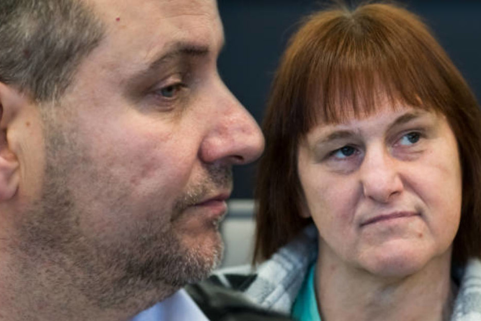 Wilfried und Angelika W. müssen sich vorm Landgericht Paderborn verantworten.