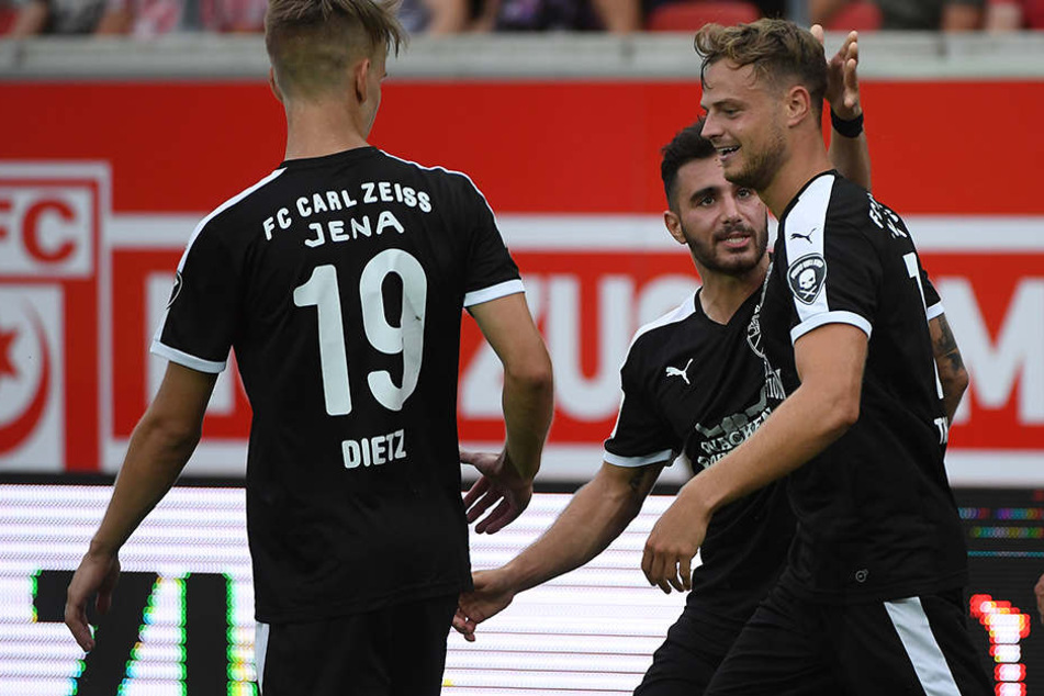 Der FC Carl Zeiss Jena kann am Abend nicht gegen die Würzburger Kickers antreten.