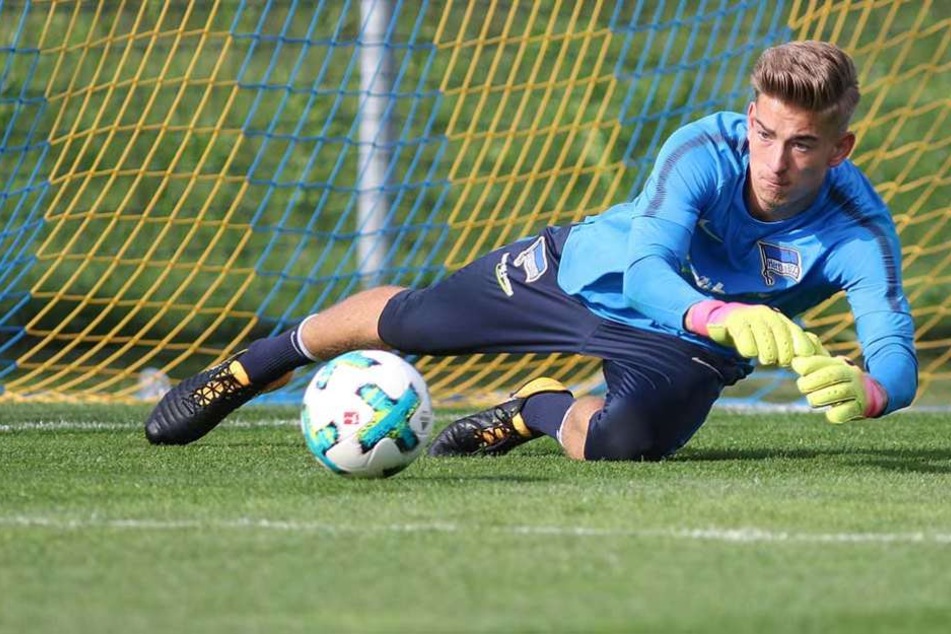 Jonathan Klinsmann bestreitet sein erstes Pflichtspiel für Hertha BSC.