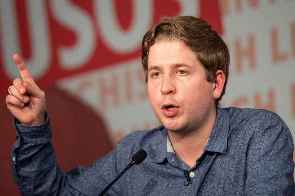f: Kevin Kühnert, Bundesvorsitzender der Jungsozialisten (Jusos), spricht beim Auftakt des dreitägigen Juso-Bundeskongresses der Jugendorganisation der SPD. (Archivbild)