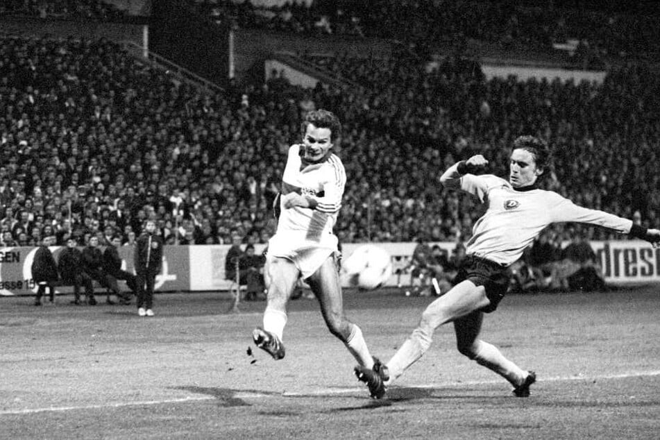 Müller (re.) war dabei, als Dynamo Dresden in der Saison 1979/80 im Europapokal gegen den VfB Stuttgart antrat.