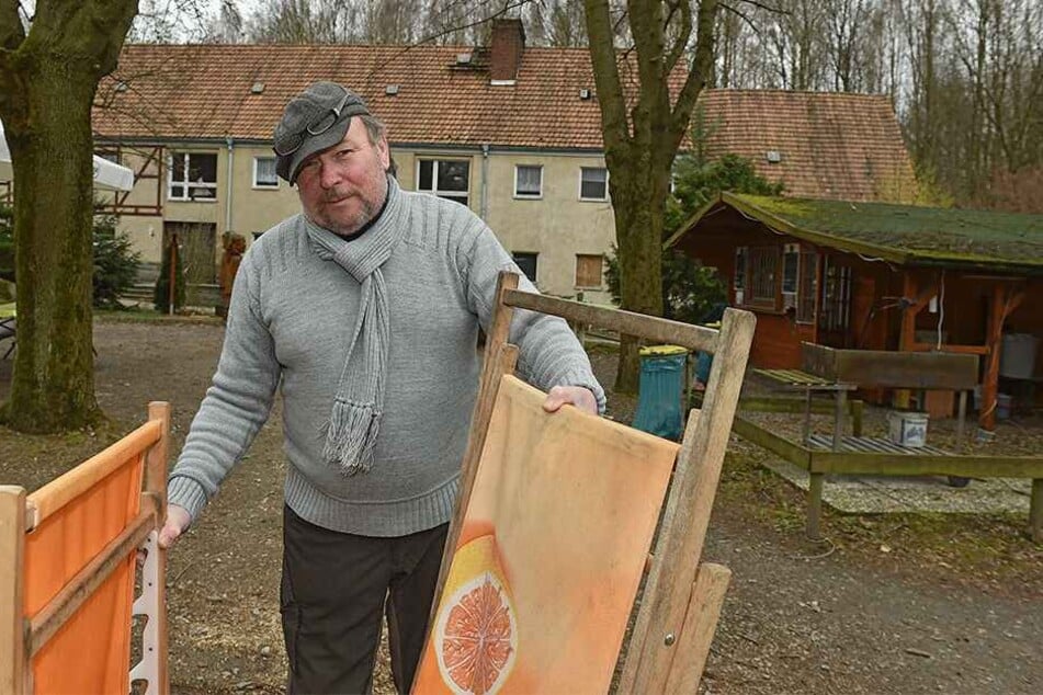 Manfred Buttke (67) betreibt die Baude seit 2011. Bisher wurde ihm nie etwas geklaut - bis jetzt.