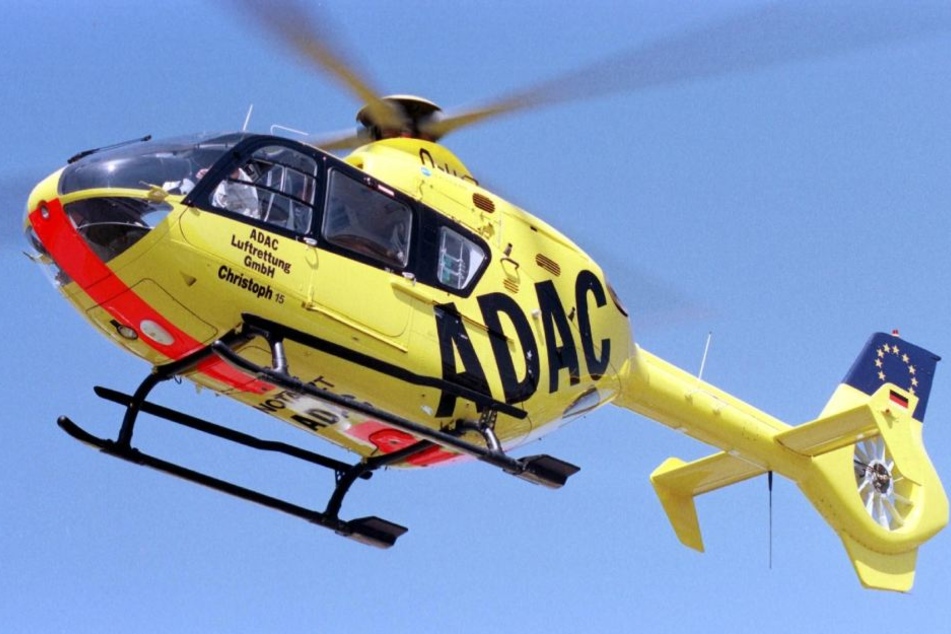 Bei einem schweren Unfall auf der B2 waren auch Hubschrauber im Einsatz. (Symbolbild)