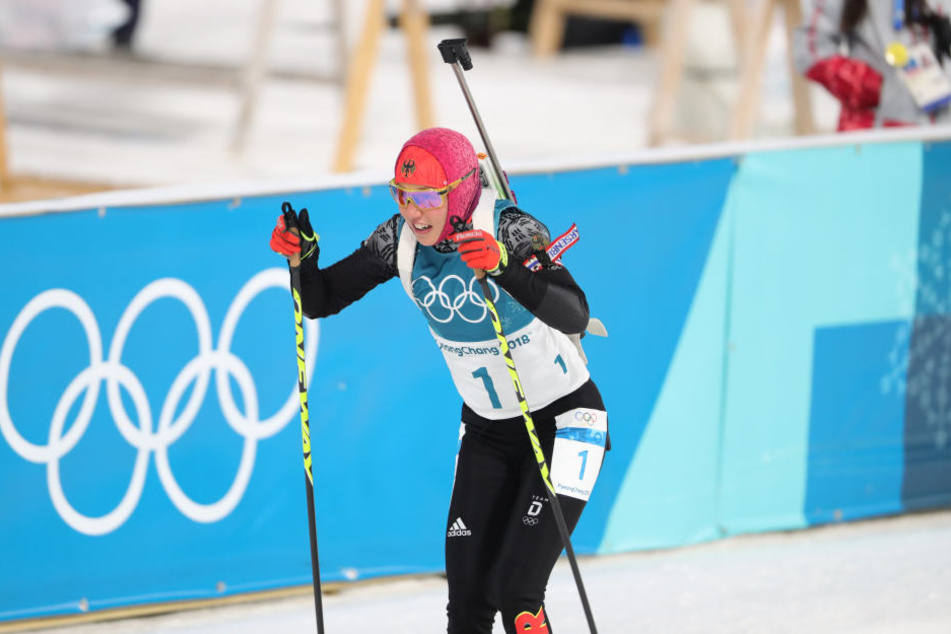 Laura Dahlmeier ging nach ihrer Goldmedaille im Sprint mit Startnummer eins in die Verfolgung.