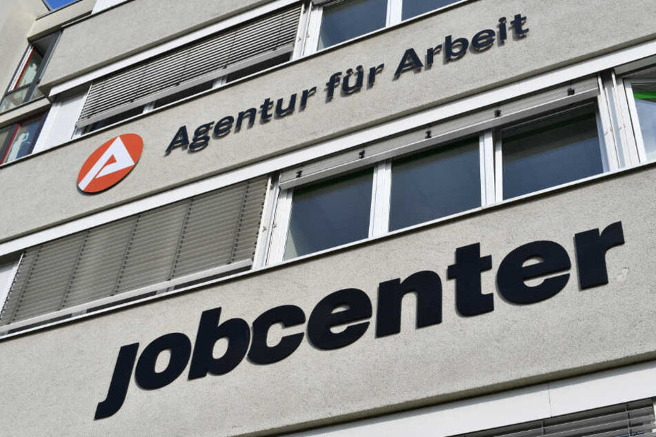 Auch die Zahl der Langzeitarbeitslosen ging zurück. (Symbolbild)