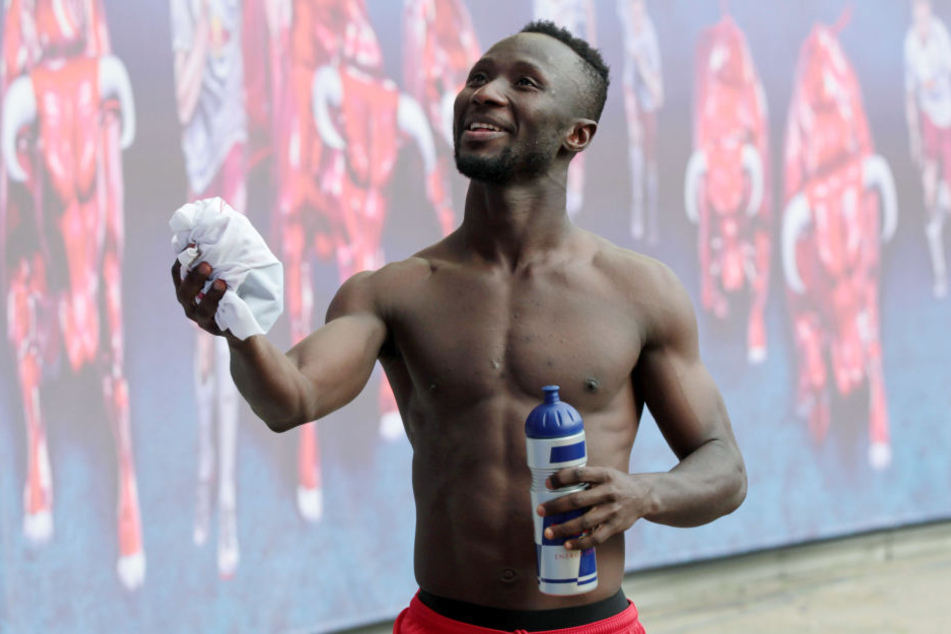 Das RB-Trikot braucht er bald nicht mehr: Naby Keita wechselt wohl im Sommer 2018 von Leipzig nach Liverpool.