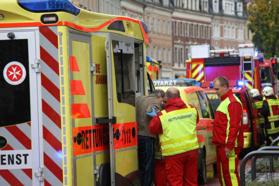 Sieben Bewohner mussten verletzt ins Krankenhaus.