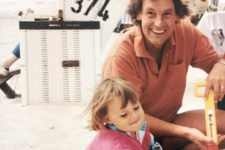 Zum Vatertag postete Laura Wontorra dieses Foto von sich und ihrem Vater Jörg Wontorra.