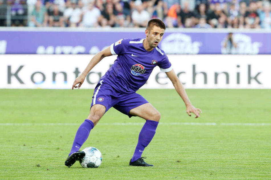 Dimitrij Nazarov will auch unter dem neuen Coach zum Stammpersonal gehören.