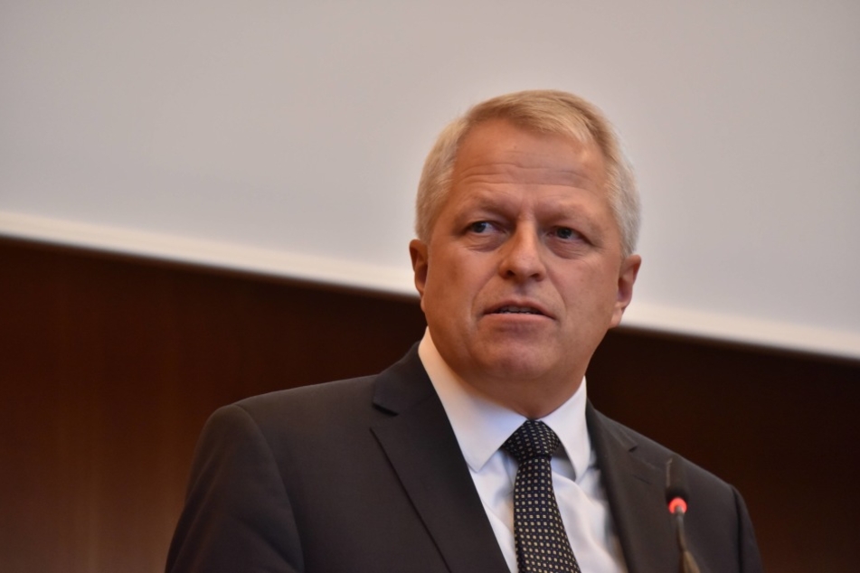 Kölns Polizeipräsident Jürgen Mathies bedauert den "Nafris"-Tweet.