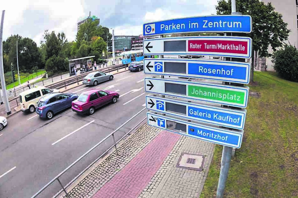 Parkleitsystem nach 15 Jahren „Schrott“? Immer mehr zweifeln an dieser
Rathaus-Aussage.