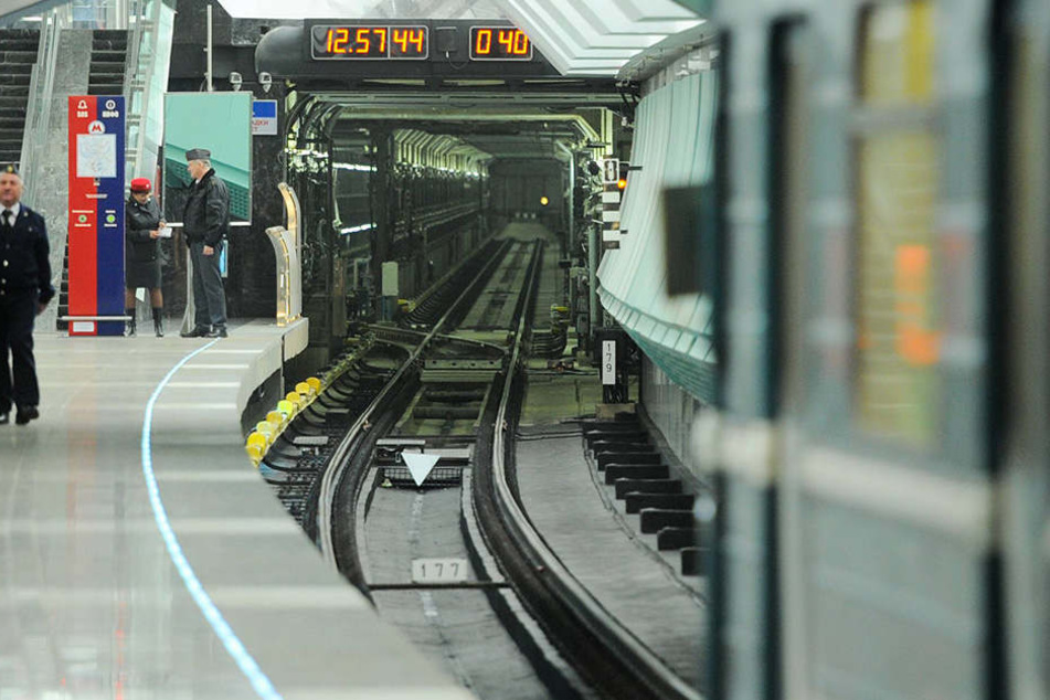 Mehrere Bahnhöfe in Russland wurden wegen einer Bombendrohung geräumt. (Symbolbild)