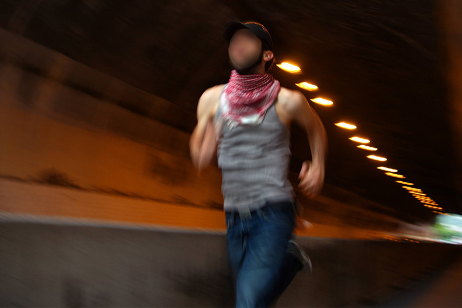 Ein Dieb konnte bei der Verfolgungsjagd gefasst werden. (Symbolbild)