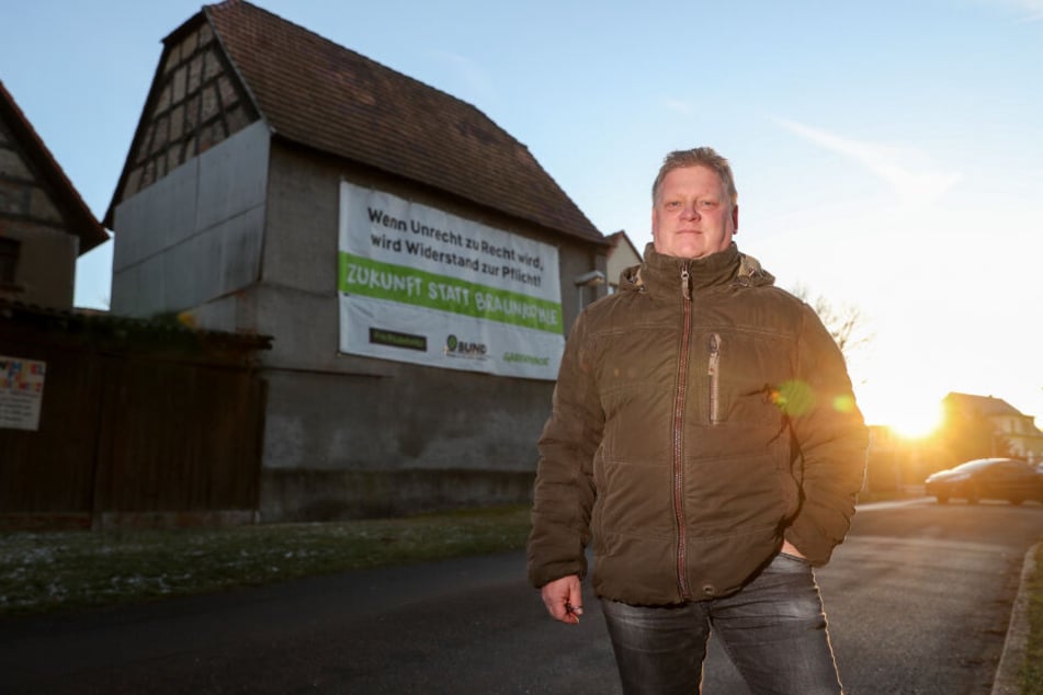 Jens Hausner, Landwirt, Einwohner und Sprecher der Bürgerinitiative "Pro Pödelwitz". Für eine mögliche Erweiterung des Tagebaus Vereinigtes Schleenhain ab 2040 müsste das Dorf weichen.