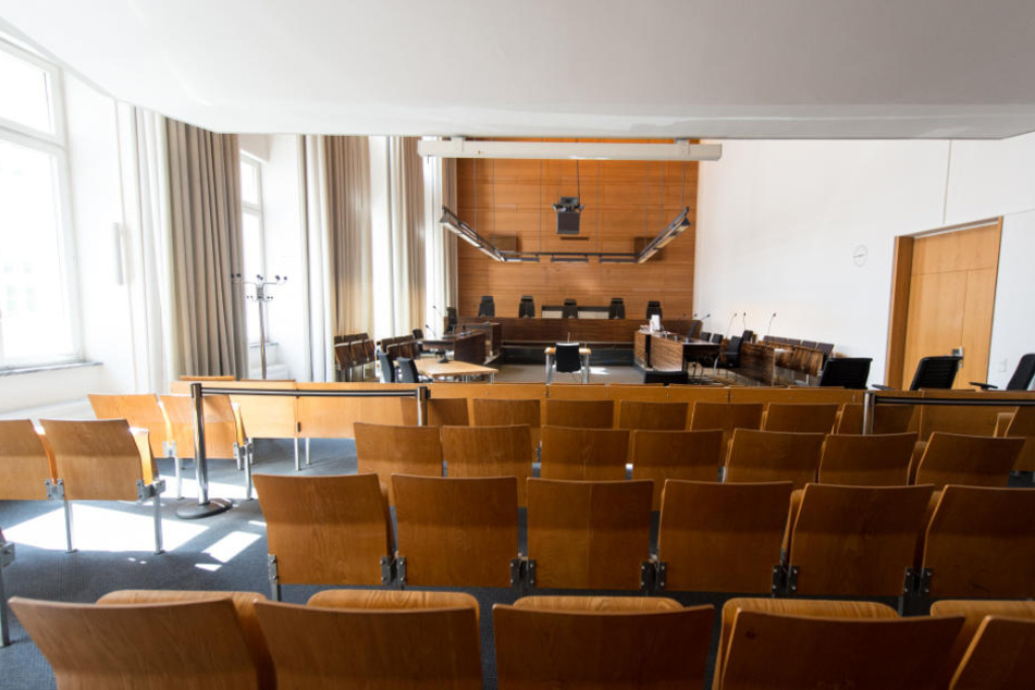 Vor dem Freiburger Landgericht (Archivbild) könnte bereits Mitte Mai ein Urteil fallen.
