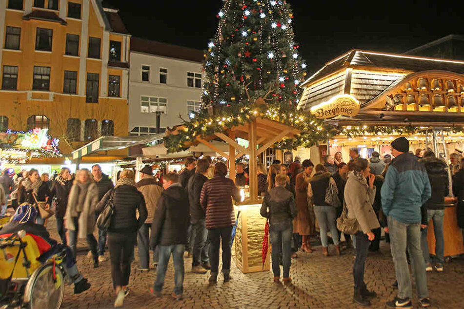 Der psychisch kranke Mann (23) soll mit dem Holzbrett auf einen Standbesitzer losgegangen sein.