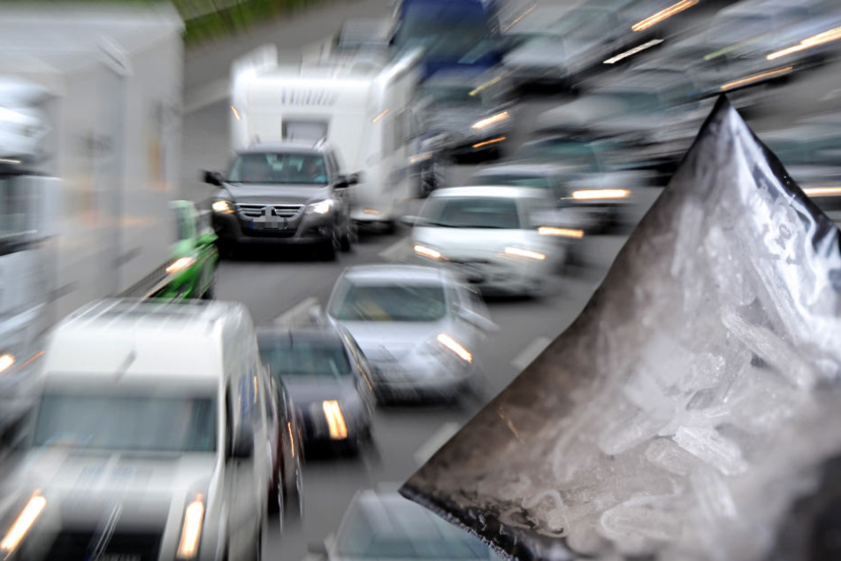 Chrystal Meth in verkaufsfertigen Portionen fand die Polizei bei dem Autofahrer (Symbolbild).