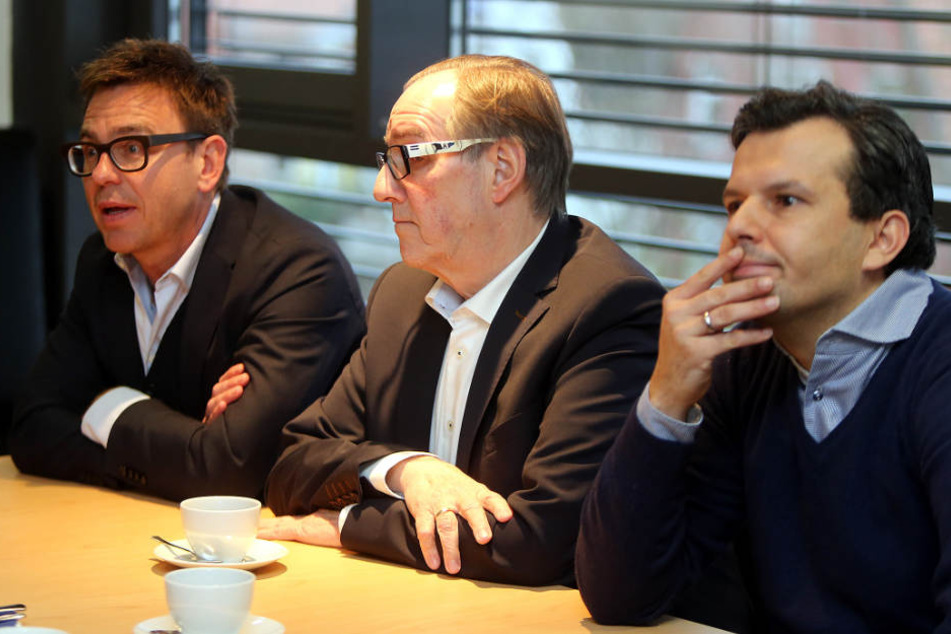 Markus Rejek (v.l.), Präsident Hans-Jürgen Laufer und Sport-Chef Samir Arabi gaben Auskunft. (Archivbild)