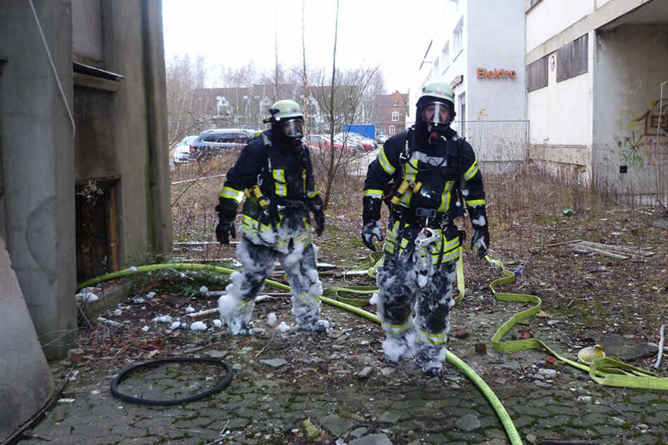 Die Feuerwehr war mit Atemschutztruppen vor Ort.