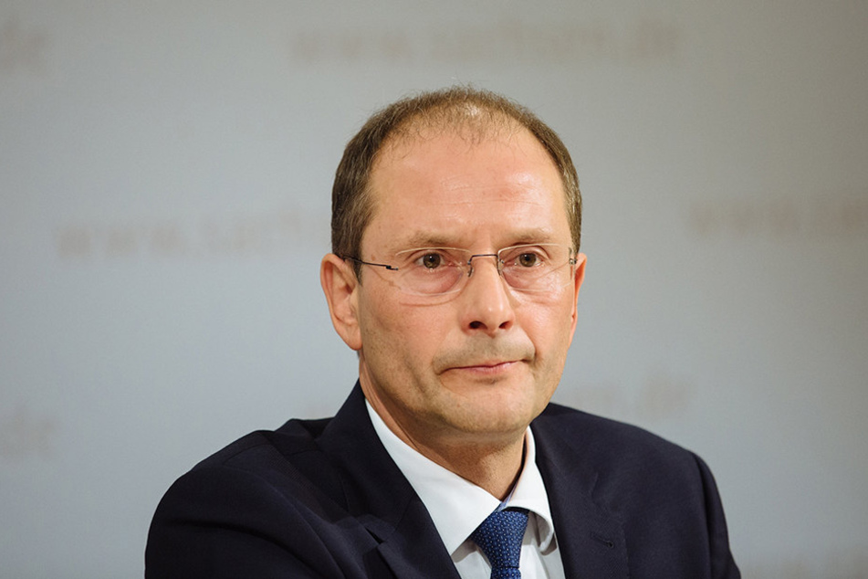 Innenminister Markus Ulbig (CDU) hat das neue Landratsamt in Plauen eröffnet.
