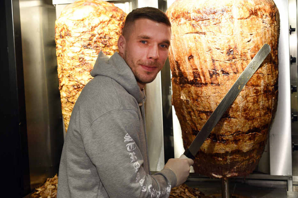 Lukas Podolski eröffnete im Januar seinen eigenen Döner-Imbiss.