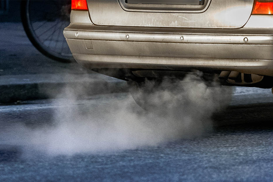 Dieselfahrzeuge dürfen auch in Zukunft auf Leipzigs und Dresdens Straßen fahren.