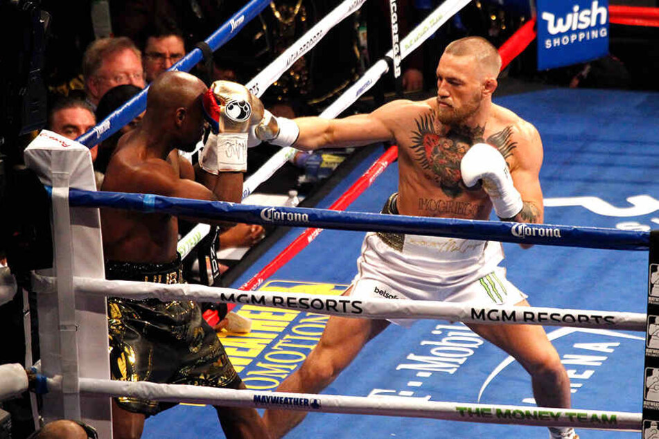 Conor McGregor (30, rechts) stand bei einem krass promoteten Kampf Floyd Mayweather Junior gegenüber.