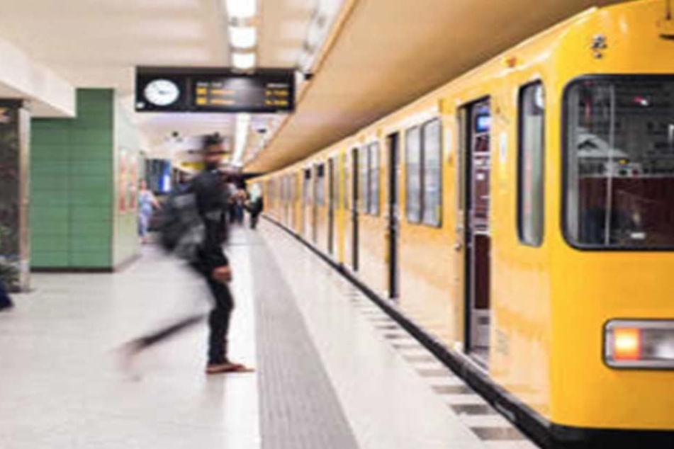 Am U-Bahnhof Gesundbrunnen wurde ein unbeteiligter bei einem Streit ins Gleisbett geschubst. (Symbolbild)