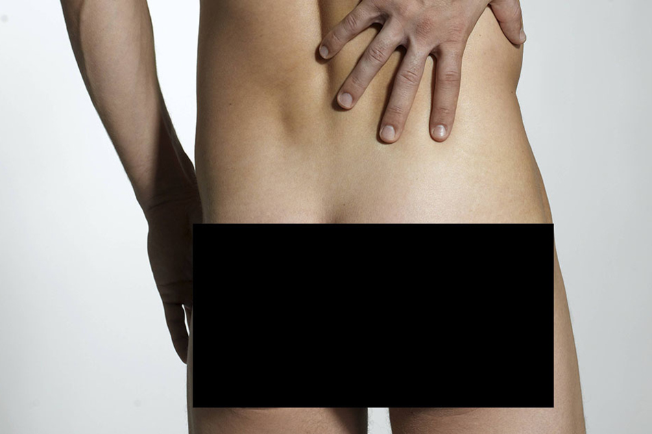 Bei dem Verurteilten wurden Vaseline und Latexhandschuhe im Schließfach gefunden. (Symbolbild)