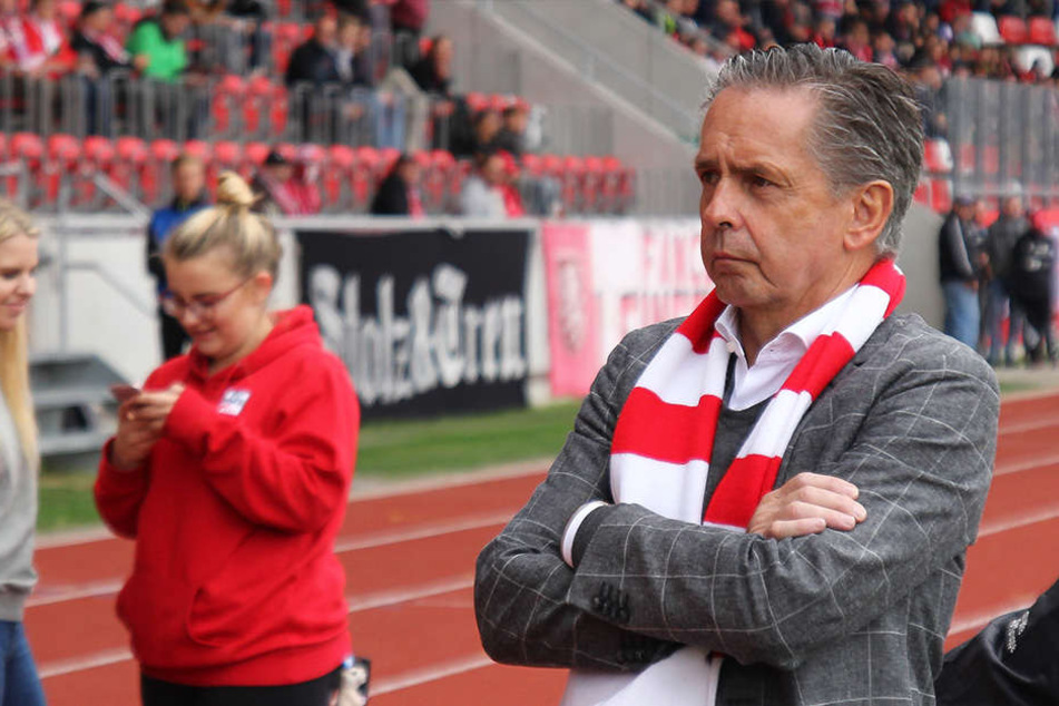 Club-Boss Rolf Rombach (64) ist zumindest bis zum 4.November handlungsfähig.